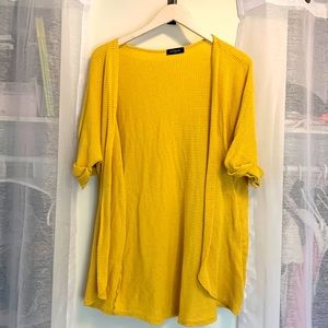 Short sleeve cardigan